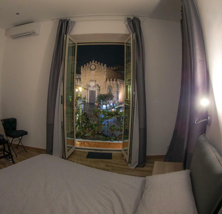 Taomau - Duomo Square Apartman Taormina Kültér fotó