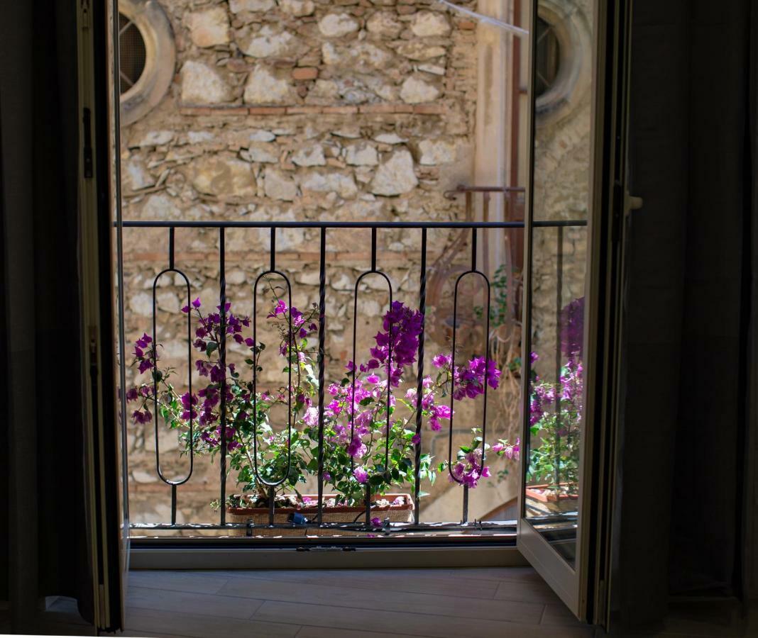 Taomau - Duomo Square Apartman Taormina Kültér fotó